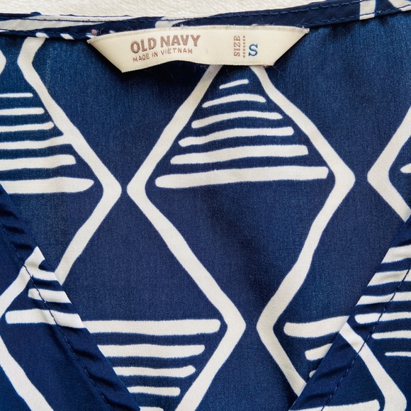 Old Navy dress, color blue with design - Picture 2 of 6